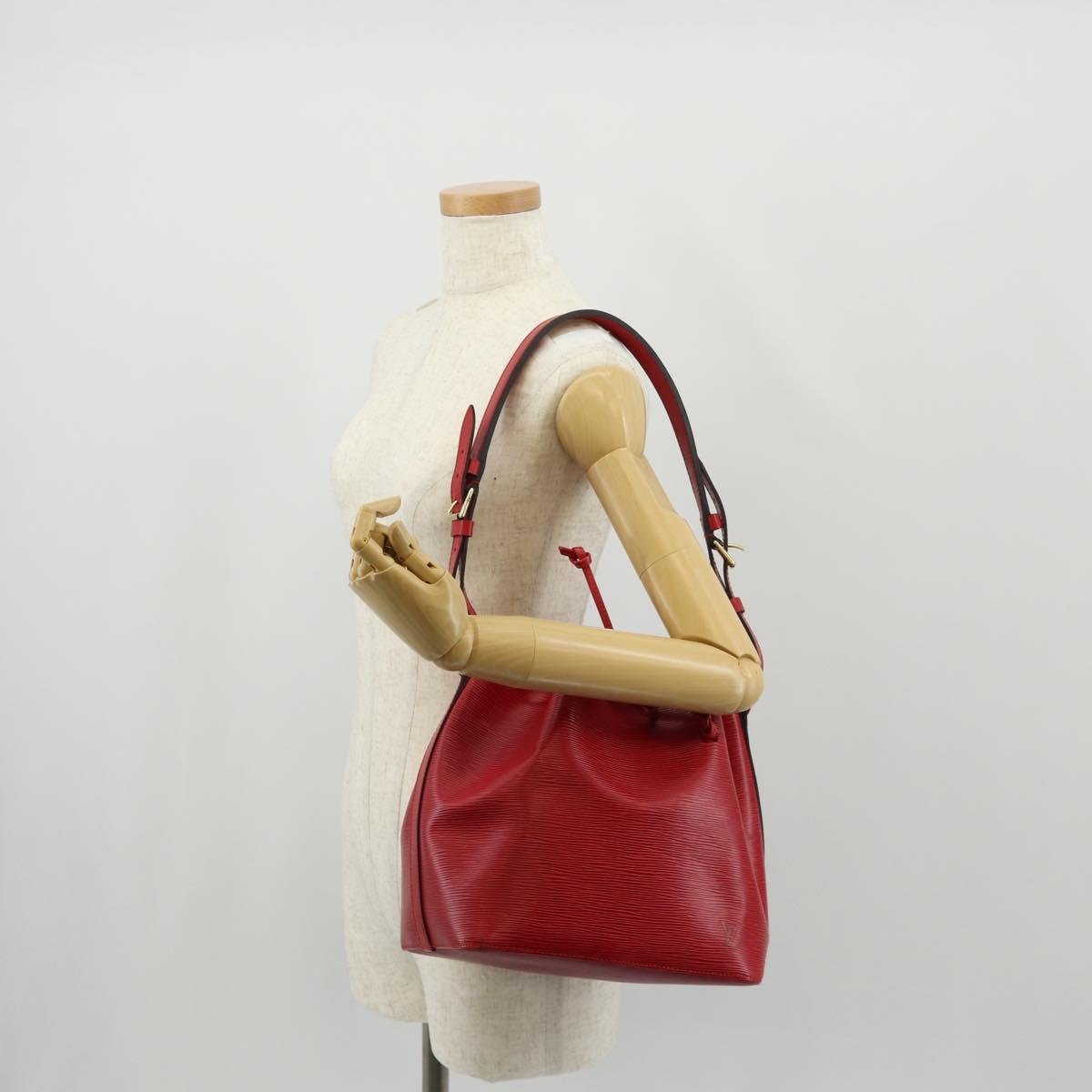 LOUIS VUITTON Epi Petit Noe Shoulder Bag Red M44107 LV Auth ki6194V