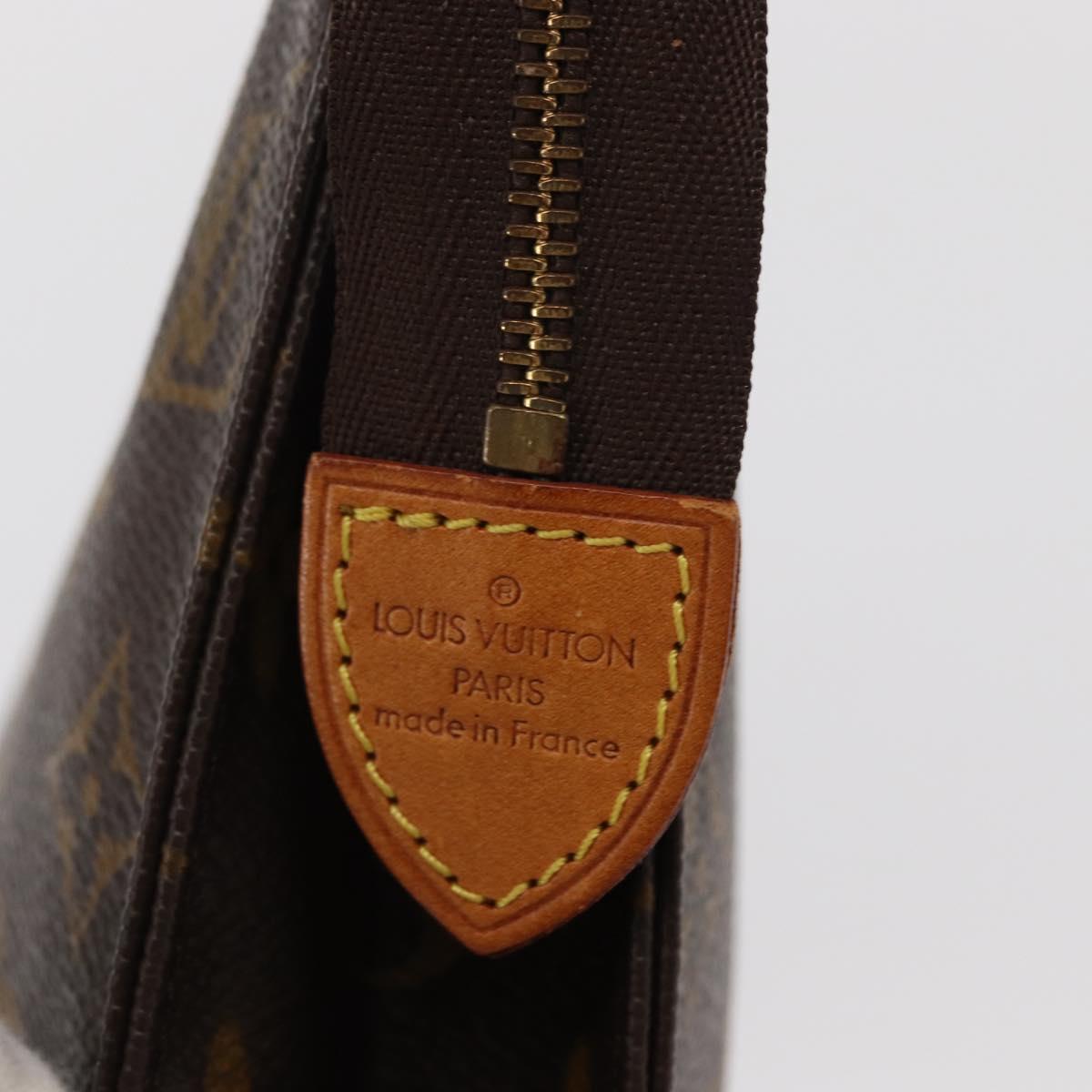 LOUIS VUITTON Monogram Poche Toilette 19 Pouch M47544 LV Auth ki6386