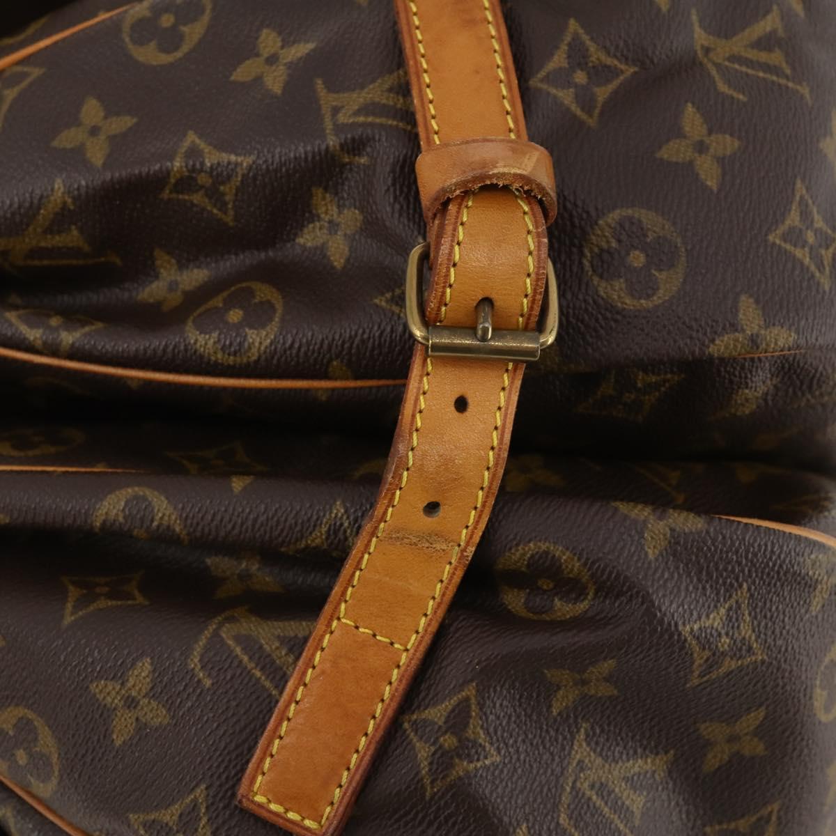 LOUIS VUITTON Monogram Saumur 35 Shoulder Bag M42254 LV Auth ki6534