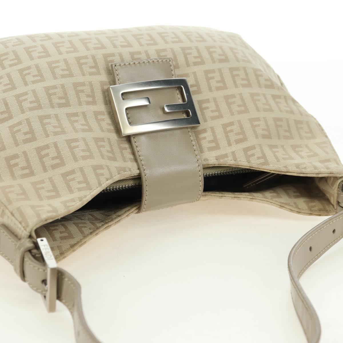 FENDI Zucchino Canvas Mamma Baguette Shoulder Bag Beige Silver Auth ki6644SAV