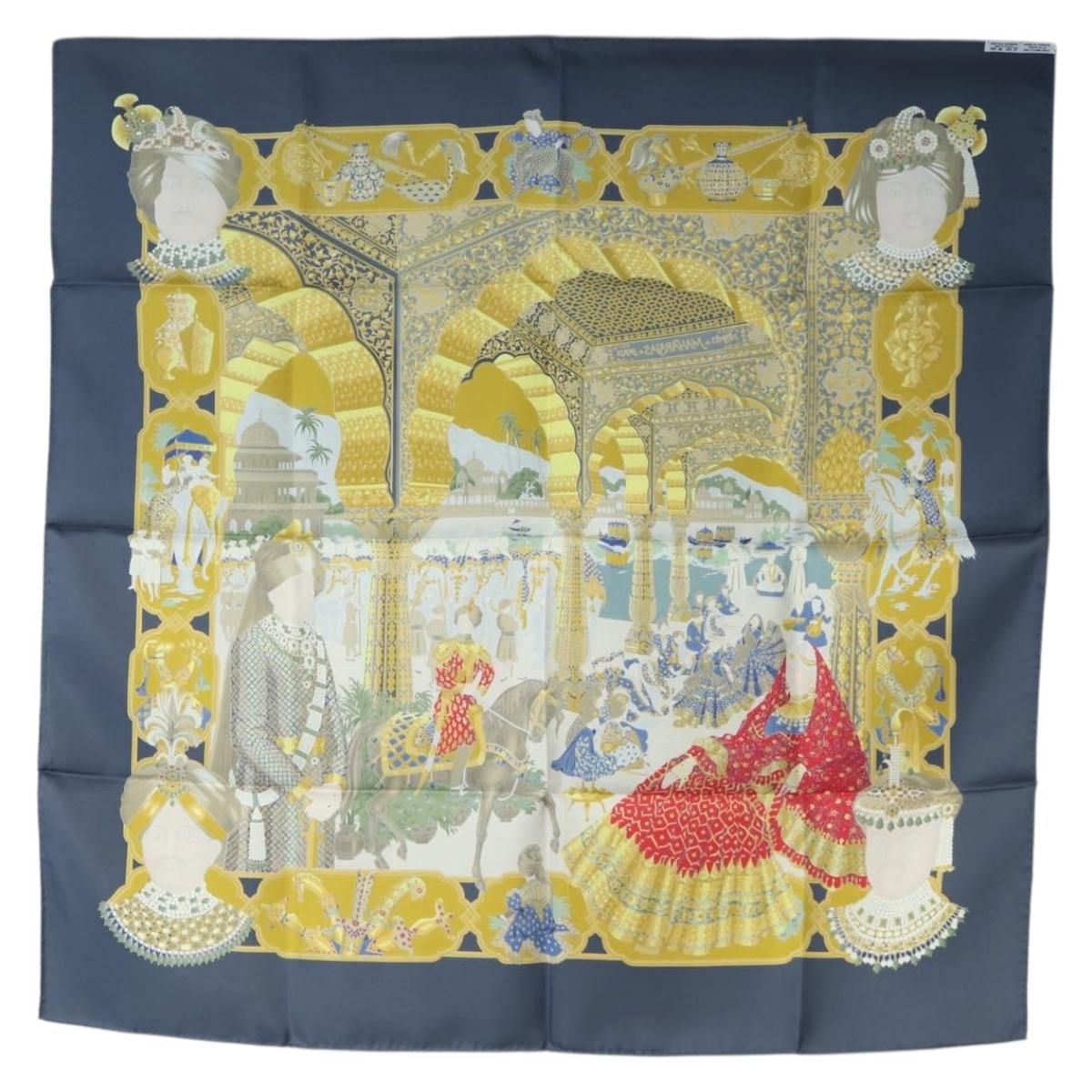 HERMES Carre 90 Scarf Silk ""MAHARAJAS"" Blue Gold Auth ki6741M