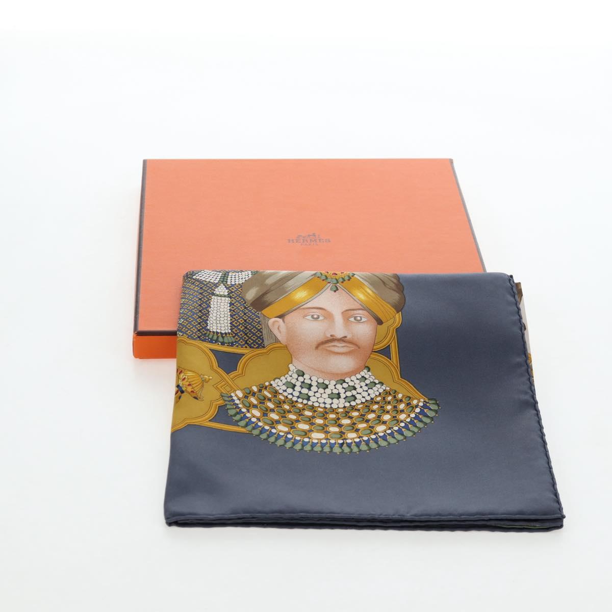 HERMES Carre 90 Scarf Silk ""MAHARAJAS"" Blue Gold Auth ki6741M