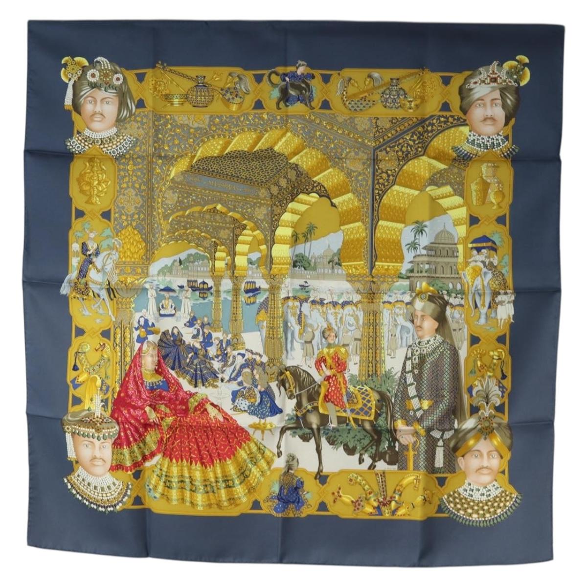 HERMES Carre 90 Scarf Silk ""MAHARAJAS"" Blue Gold Auth ki6741M