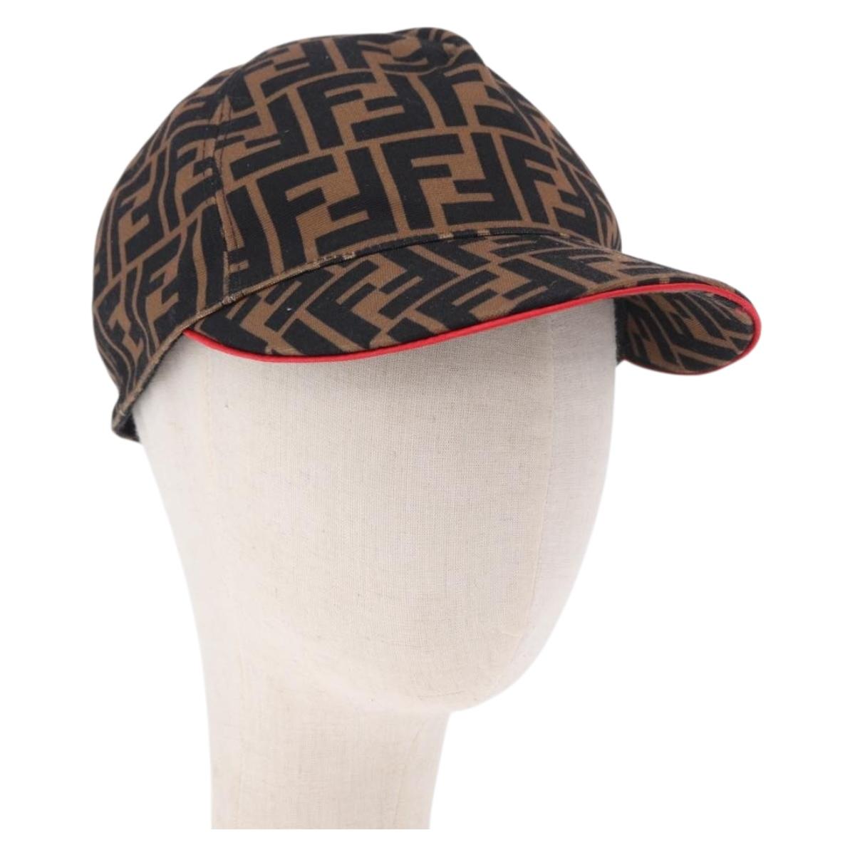 FENDI Zucca Canvas Cap Brown Black Auth ki6793M