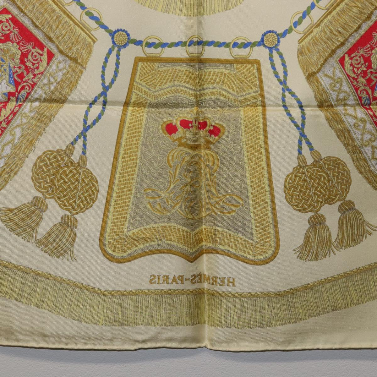 HERMES Carre 90 Scarf Silk Beige Yellow ""Porte et Carvalerie"" Auth ki6869M