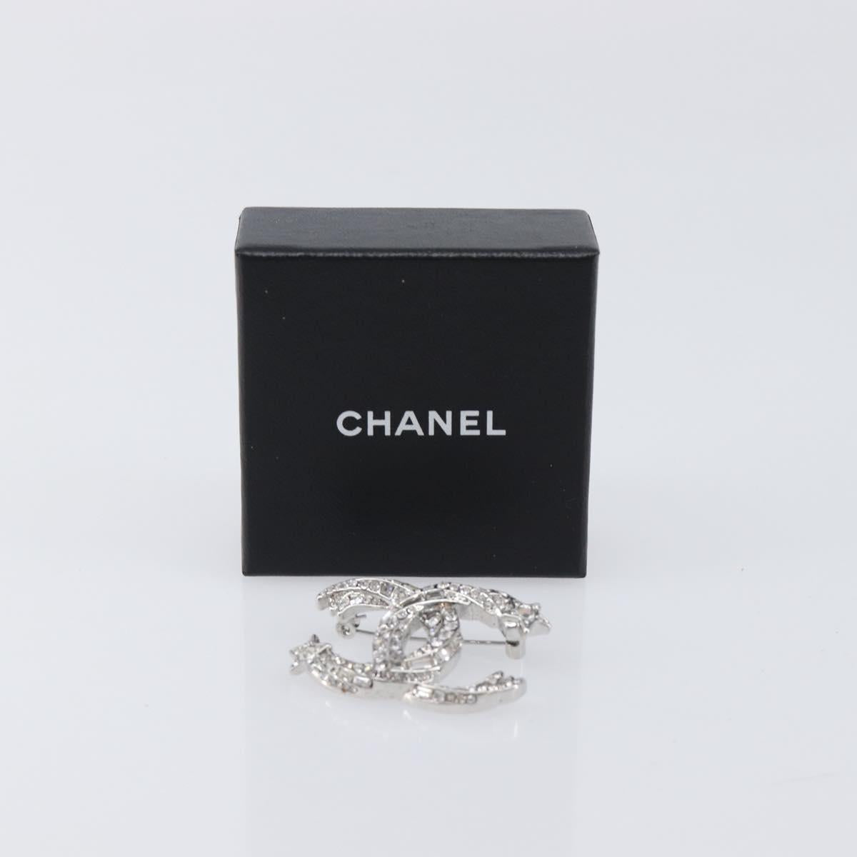 CHANEL Brooch Metal Silver CC Auth ki6897M