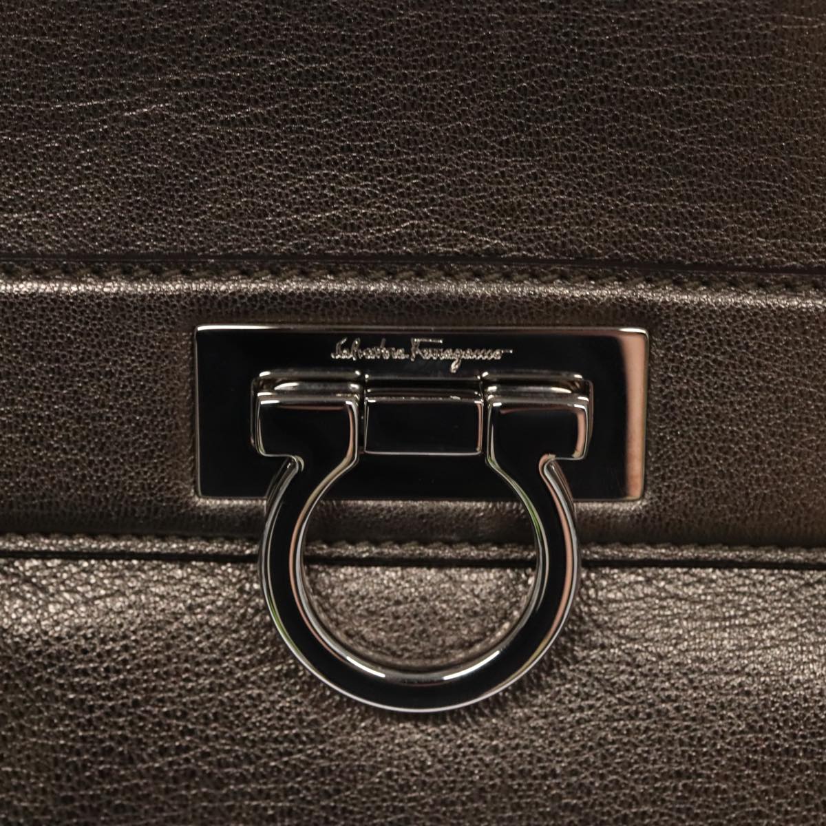 Salvatore Ferragamo Gancini Hand Bag Leather Silver Auth kk412