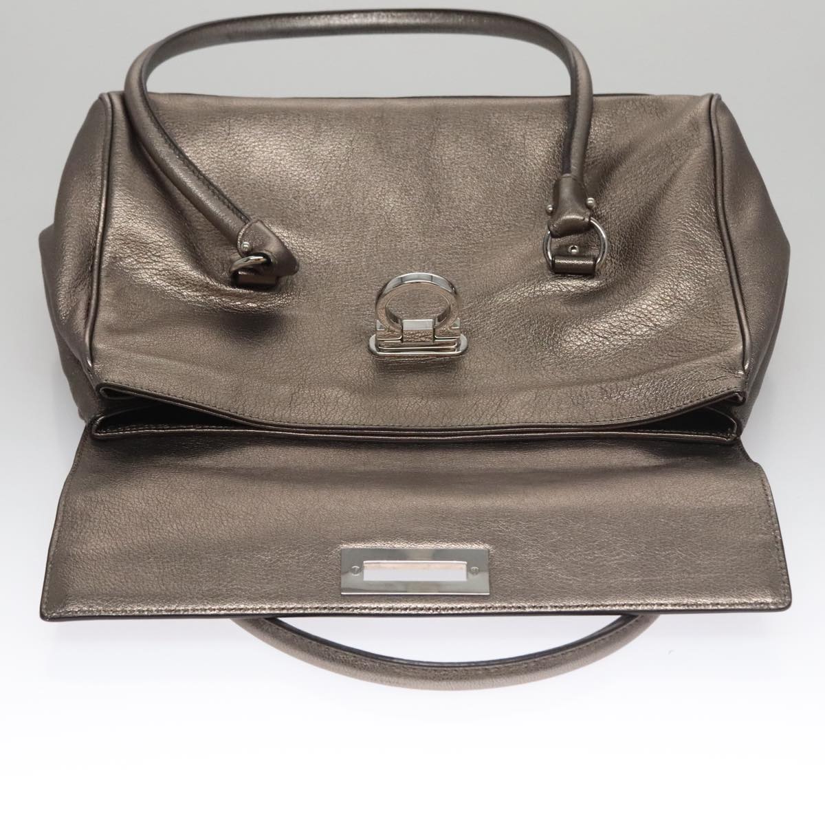 Salvatore Ferragamo Gancini Hand Bag Leather Silver Auth kk412