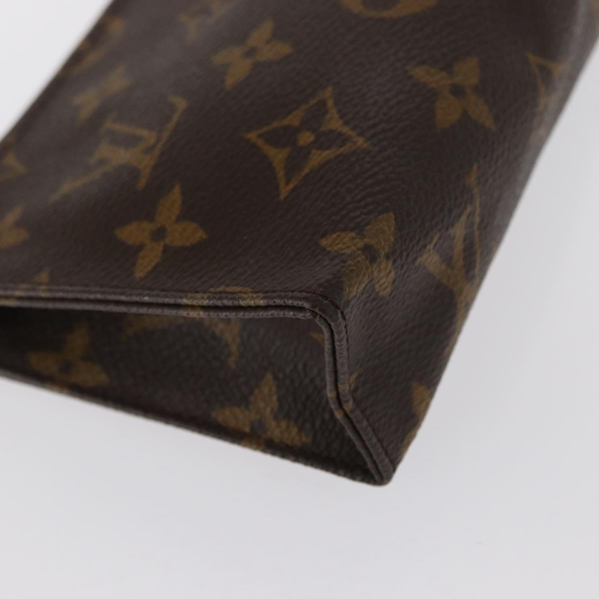 LOUIS VUITTON Monogram Poche Toilette 15 Pouch M47546 LV Auth kk612