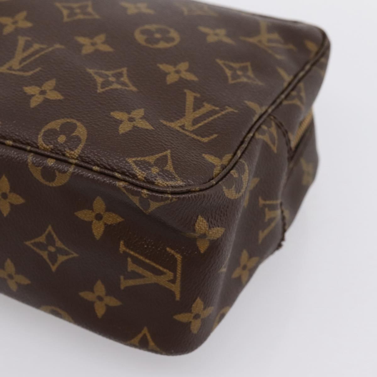 LOUIS VUITTON Monogram Trousse Toilette 28 Clutch Bag M47522 LV Auth kk704