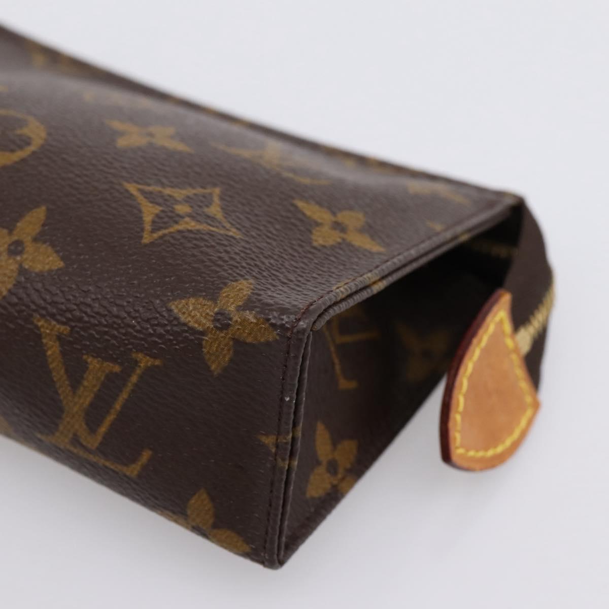 LOUIS VUITTON Monogram Poche Toilette 15 Pouch M47546 LV Auth kk721