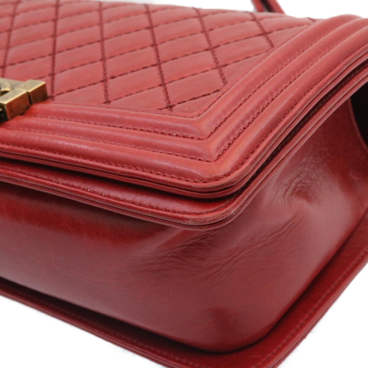 CHANEL Boy Chanel Matelasse Chain Flap Shoulder Bag Leather Red CC Auth knn010