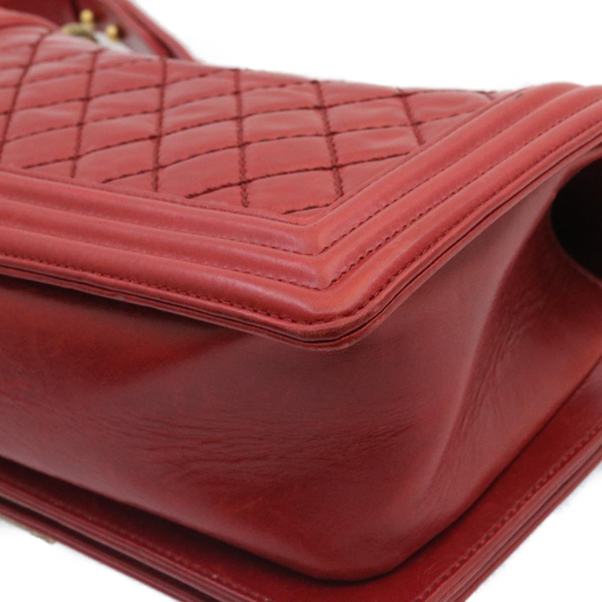 CHANEL Boy Chanel Matelasse Chain Flap Shoulder Bag Leather Red CC Auth knn010