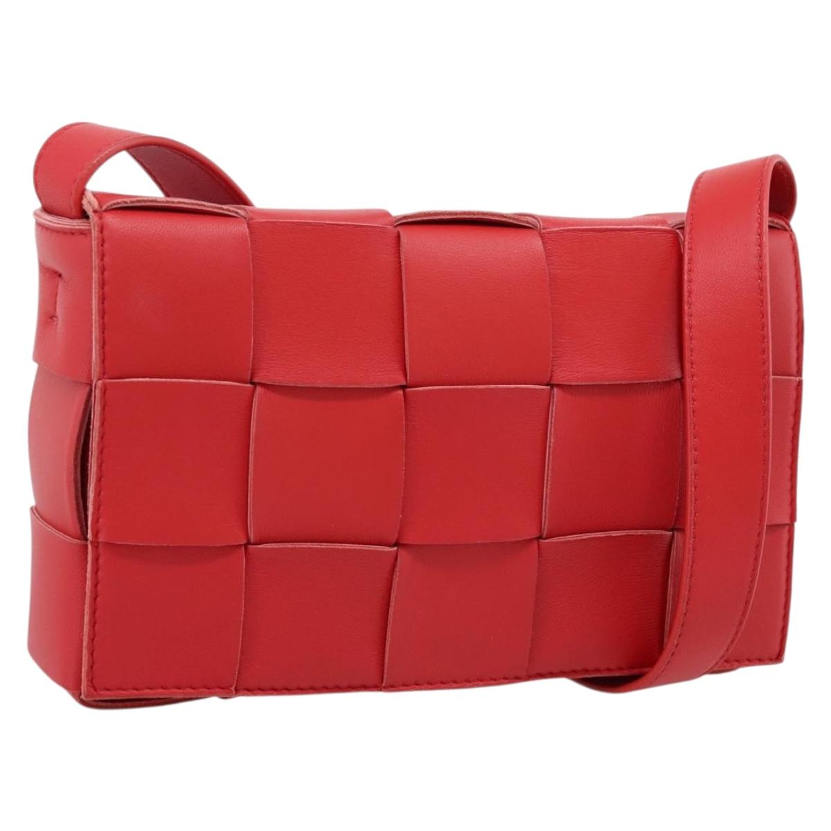 Bottega Veneta MAXI INTRECCIATO Cassette Shoulder Bag Leather Red Auth LN047V