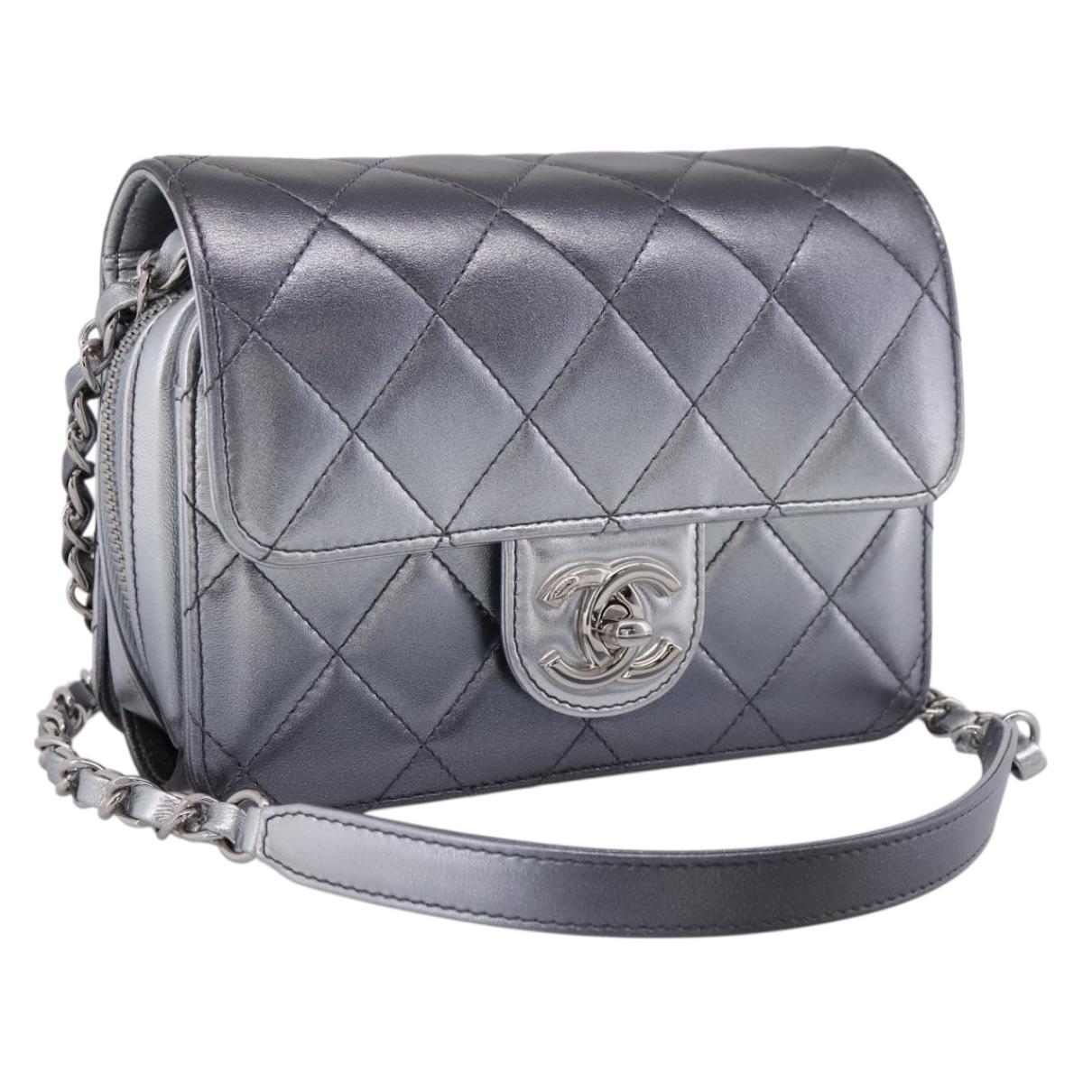 CHANEL Matelasse Like A Wallet Chain Bag Lamb Skin Green Gold CC Auth LN146SAM