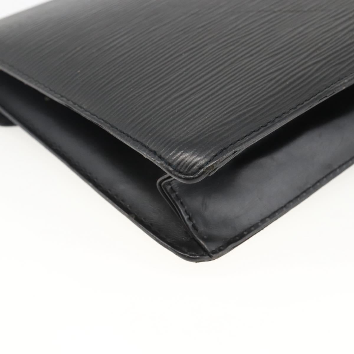 LOUIS VUITTON Epi Serie Dragonne Clutch Bag Black Noir M52612 LV Auth LNZ013