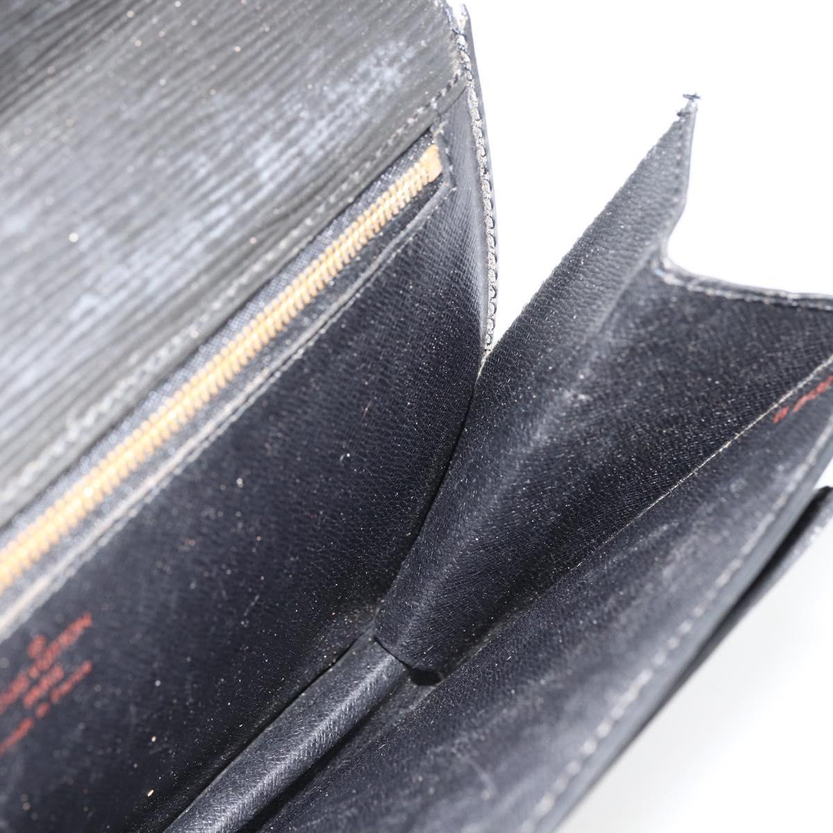 LOUIS VUITTON Epi Serie Dragonne Clutch Bag Black Noir M52612 LV Auth LNZ013