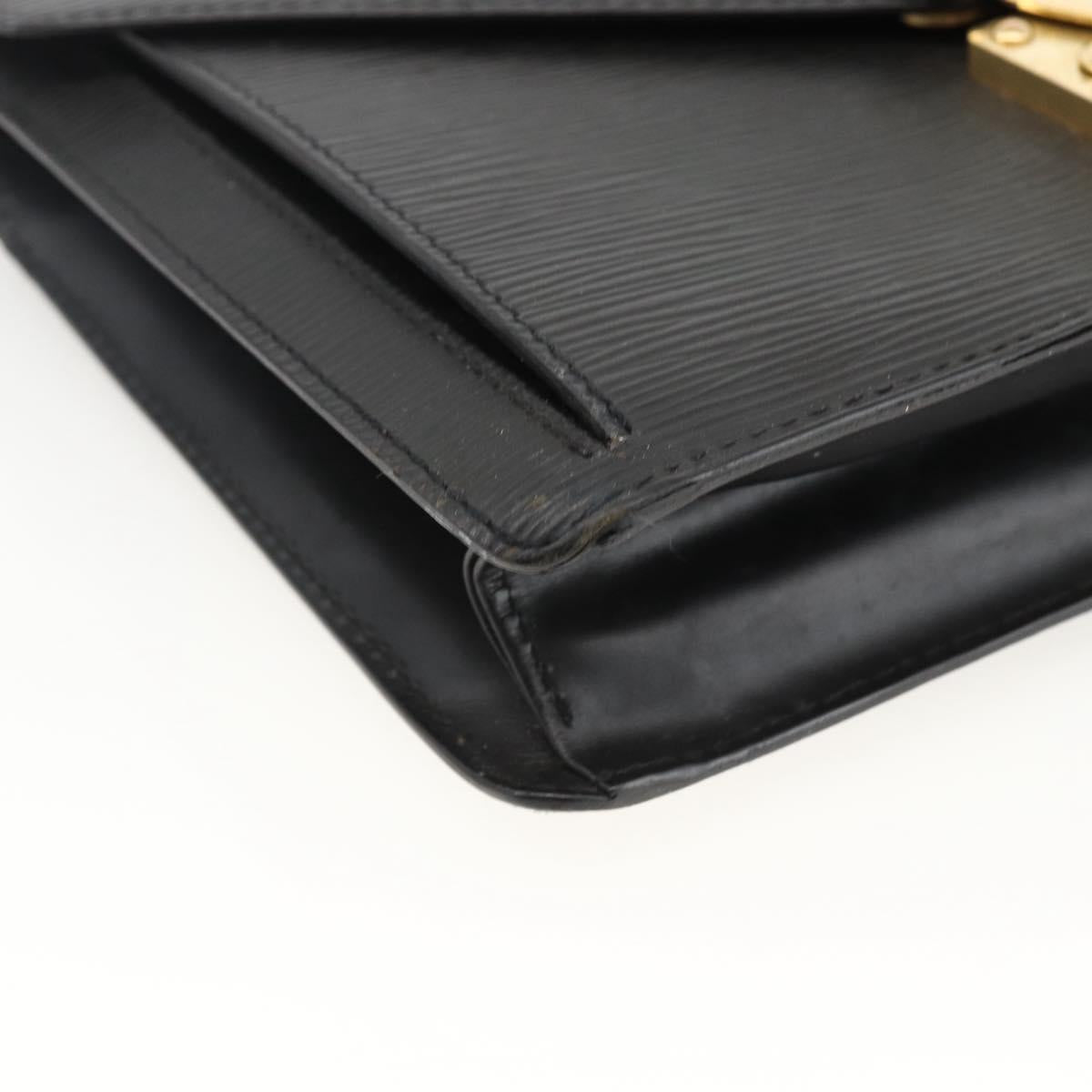 LOUIS VUITTON Epi Serie Dragonne Clutch Bag Black Noir M52612 LV Auth LNZ013