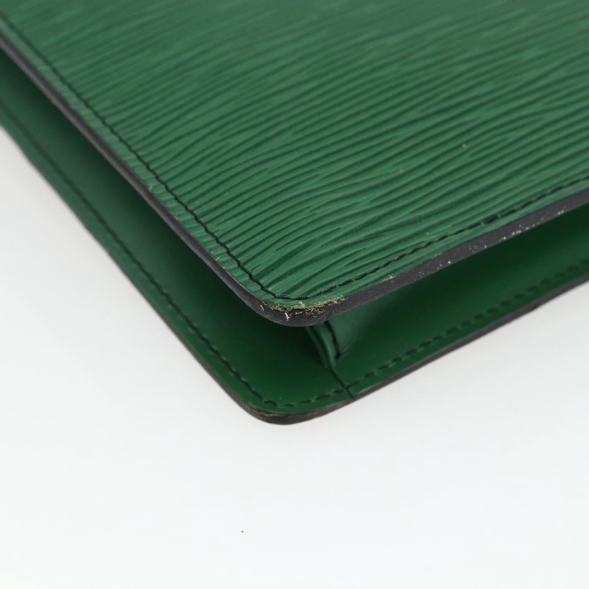 LOUIS VUITTON Epi Montaigne 23 Clutch Bag Green M52664 LV Auth LNZ018
