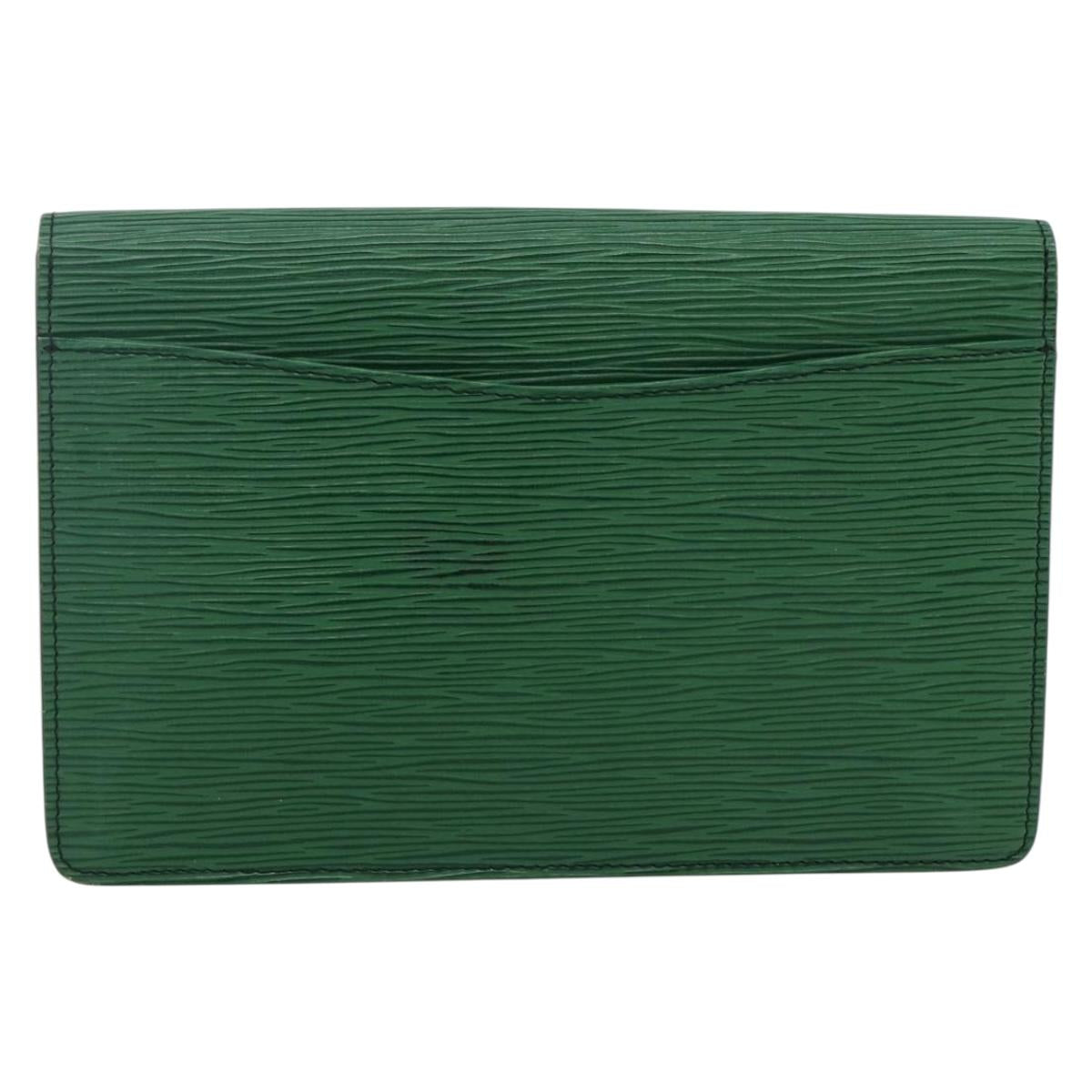 LOUIS VUITTON Epi Montaigne 23 Clutch Bag Green M52664 LV Auth LNZ018
