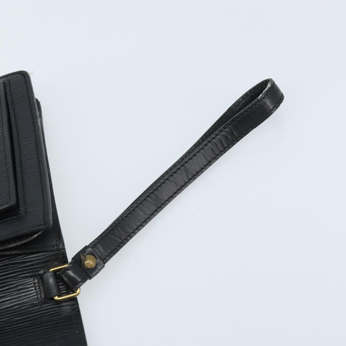 LOUIS VUITTON Epi Serie Dragonne Clutch Bag Black Noir M52612 LV Auth LNZ097