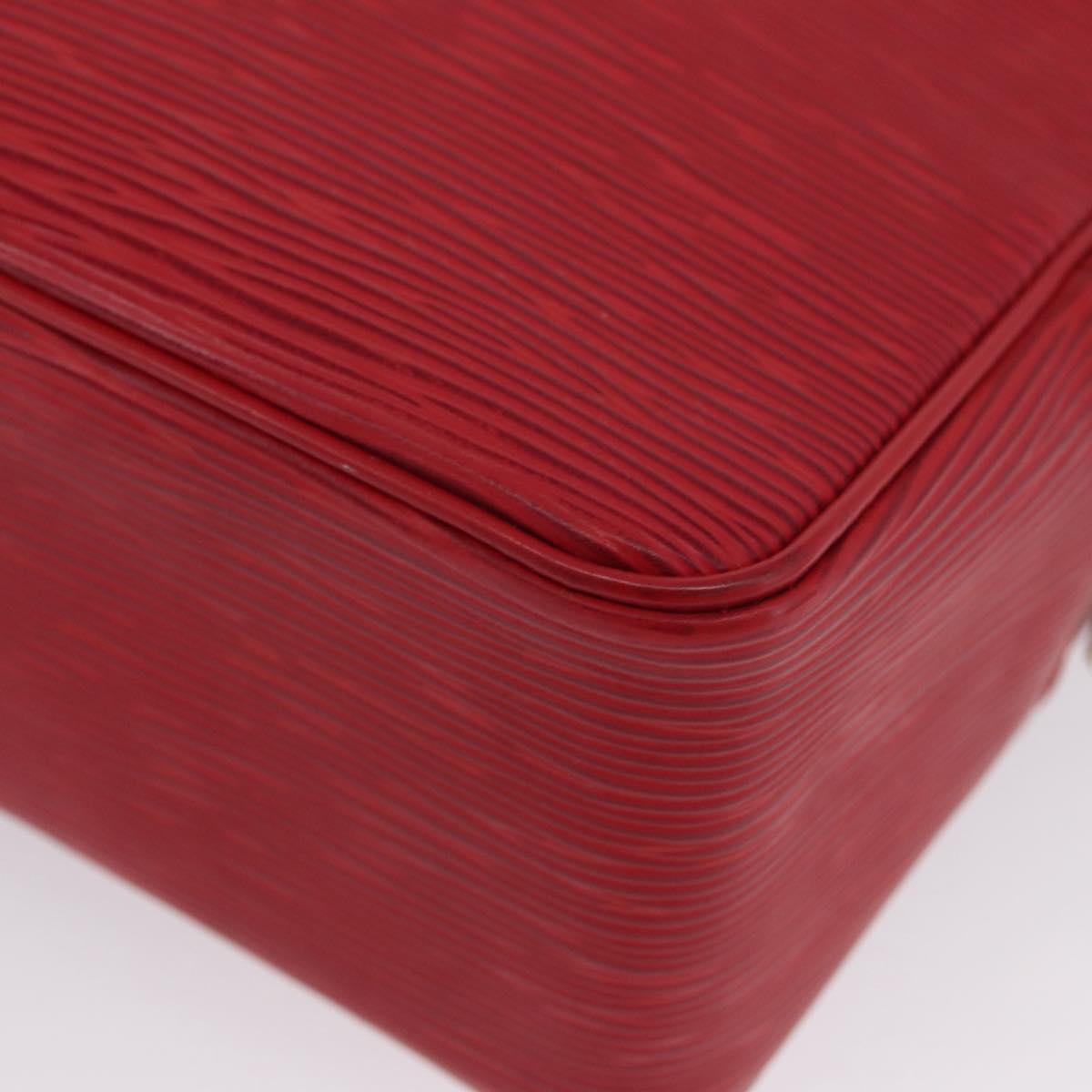 LOUIS VUITTON Epi Trousse Toilette 28 Clutch Bag Red LV Auth BSZ641