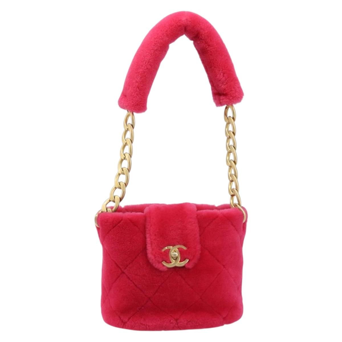 CHANEL Matelasse Chain Shoulder Bag fur Pink Gold CC Auth LNZ158SM