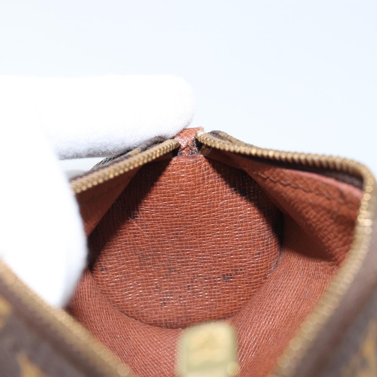 LOUIS VUITTON Monogram Papillon Pouch LV Auth LNZ201