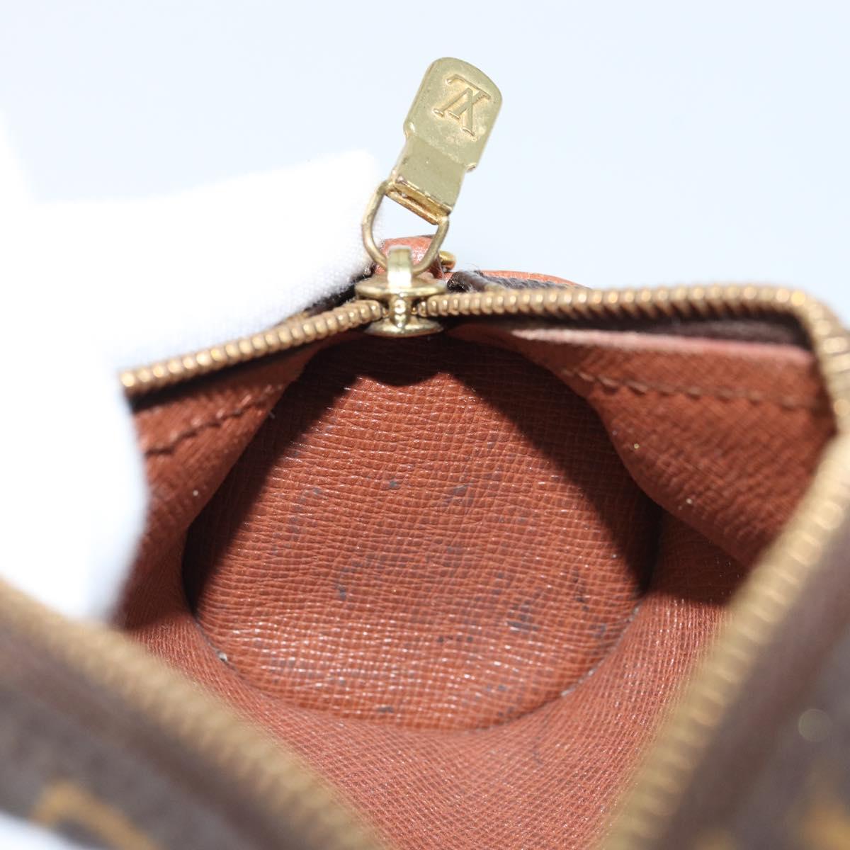 LOUIS VUITTON Monogram Papillon Pouch LV Auth LNZ201