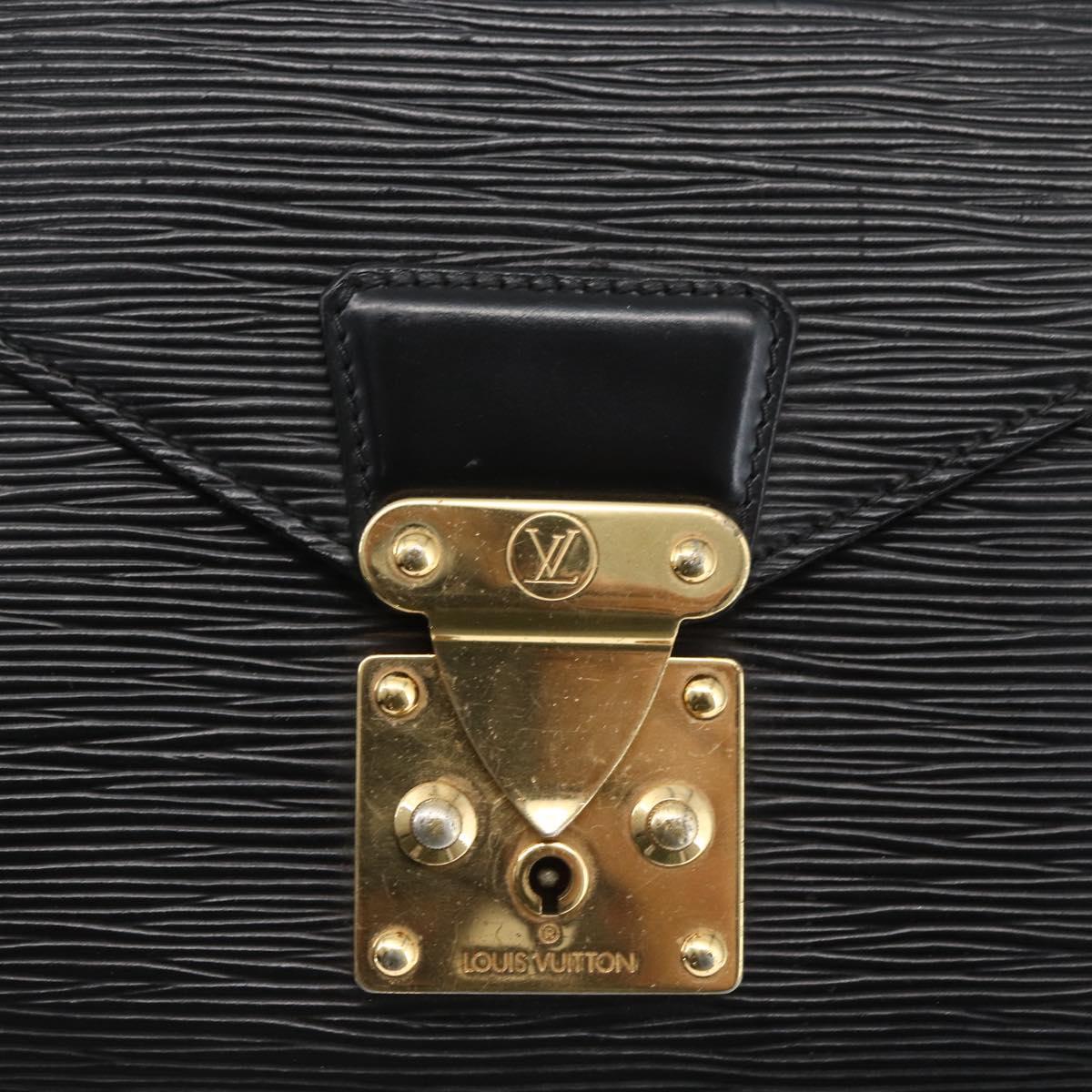 LOUIS VUITTON Epi Serie Dragonne Clutch Bag Black Noir M52612 LV Auth LNZ266