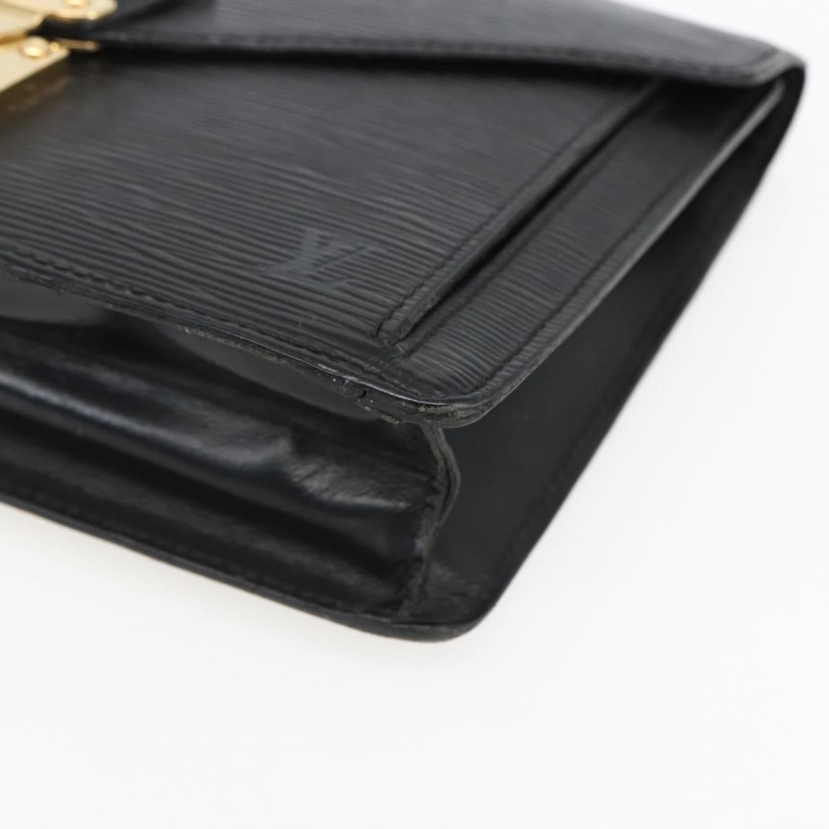 LOUIS VUITTON Epi Serie Dragonne Clutch Bag Black Noir M52612 LV Auth LNZ266