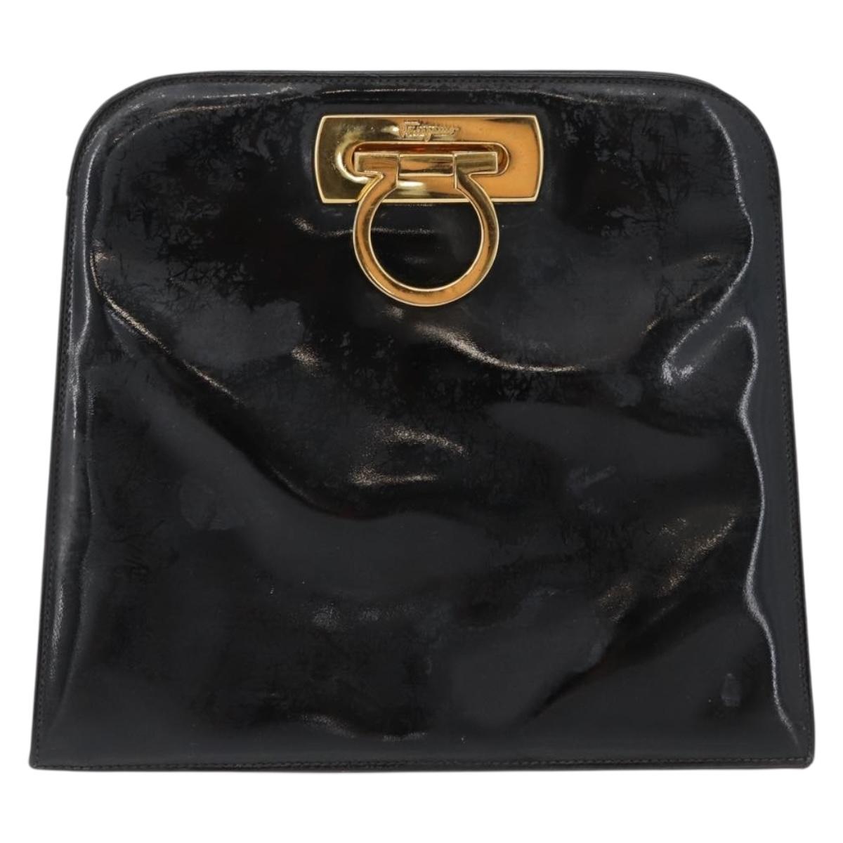Salvatore Ferragamo Gancini Chain Bag Patent leather Black Gold Auth LNZ268
