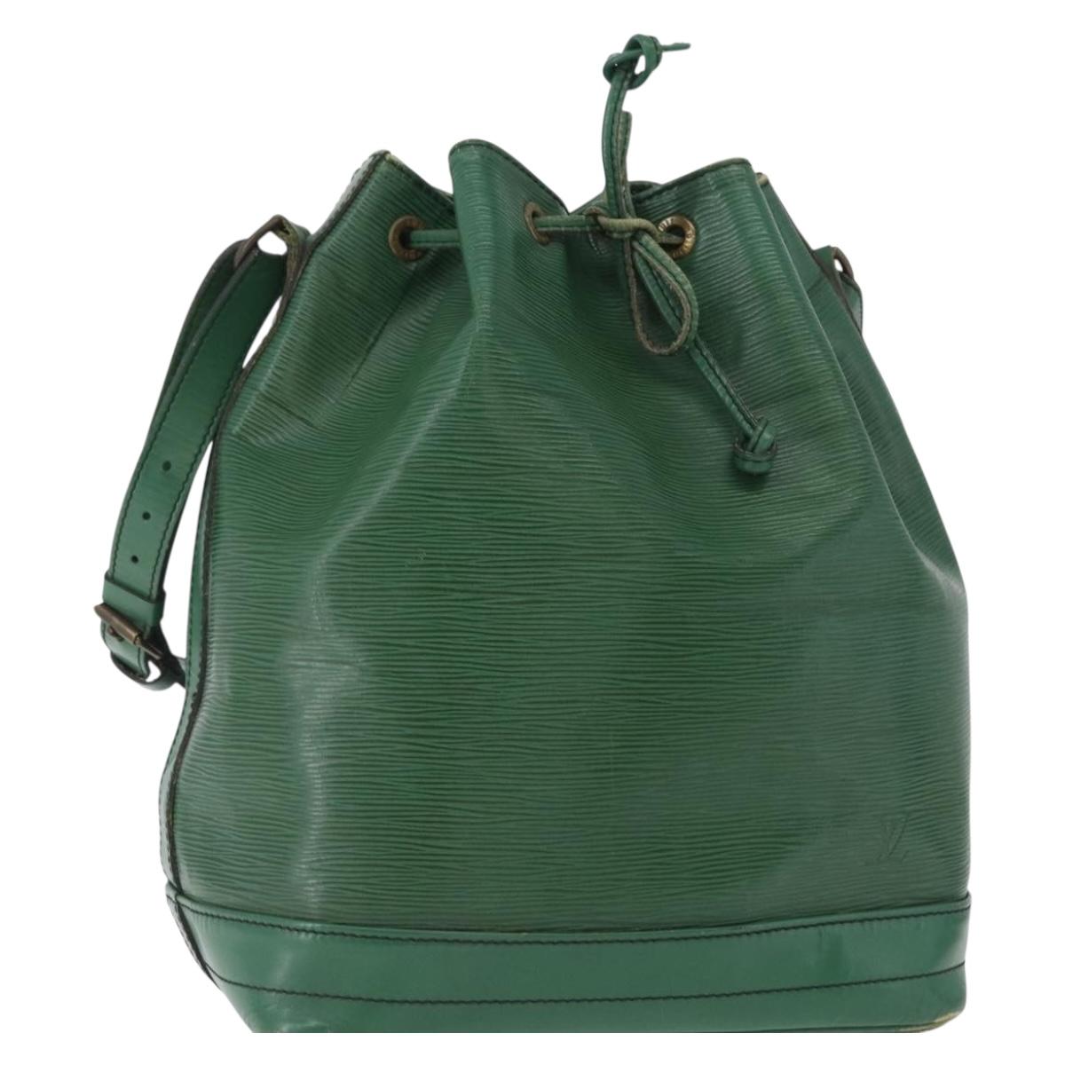 LOUIS VUITTON Epi Noe Shoulder Bag Green M44004 LV Auth LNZ274