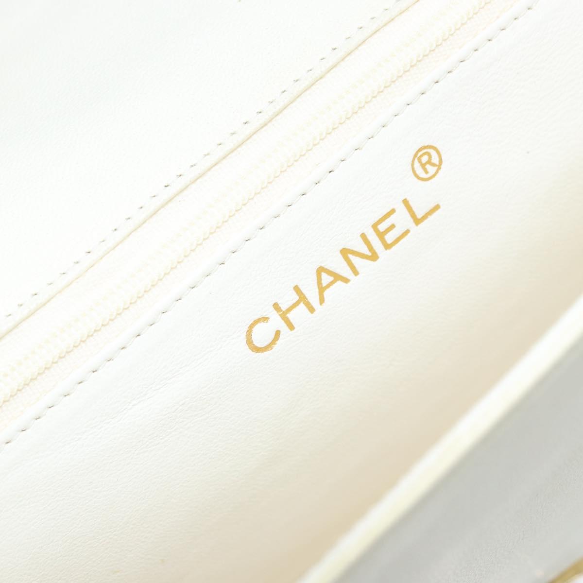 CHANEL Matelasse Chain Shoulder Bag Lamb Skin White Gold CC Auth LNZ336A