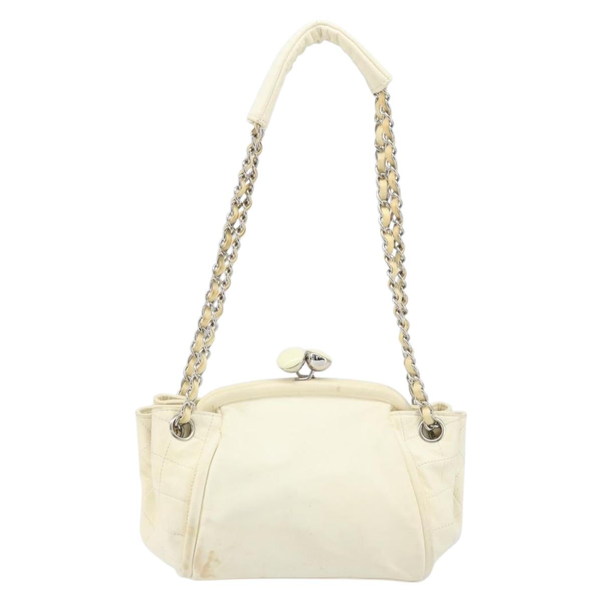 CHANEL Matelasse Chain Shoulder Bag Lamb Skin White Silver CC Auth LNZ357A