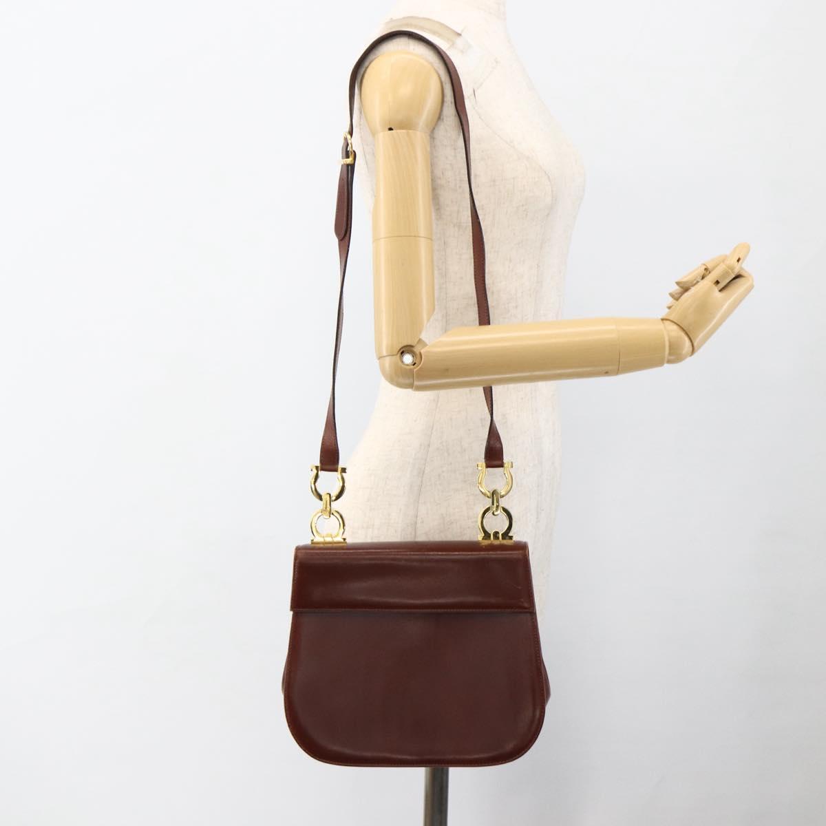 Salvatore Ferragamo Gancini Shoulder Bag Leather Brown Gold Auth LNZ377