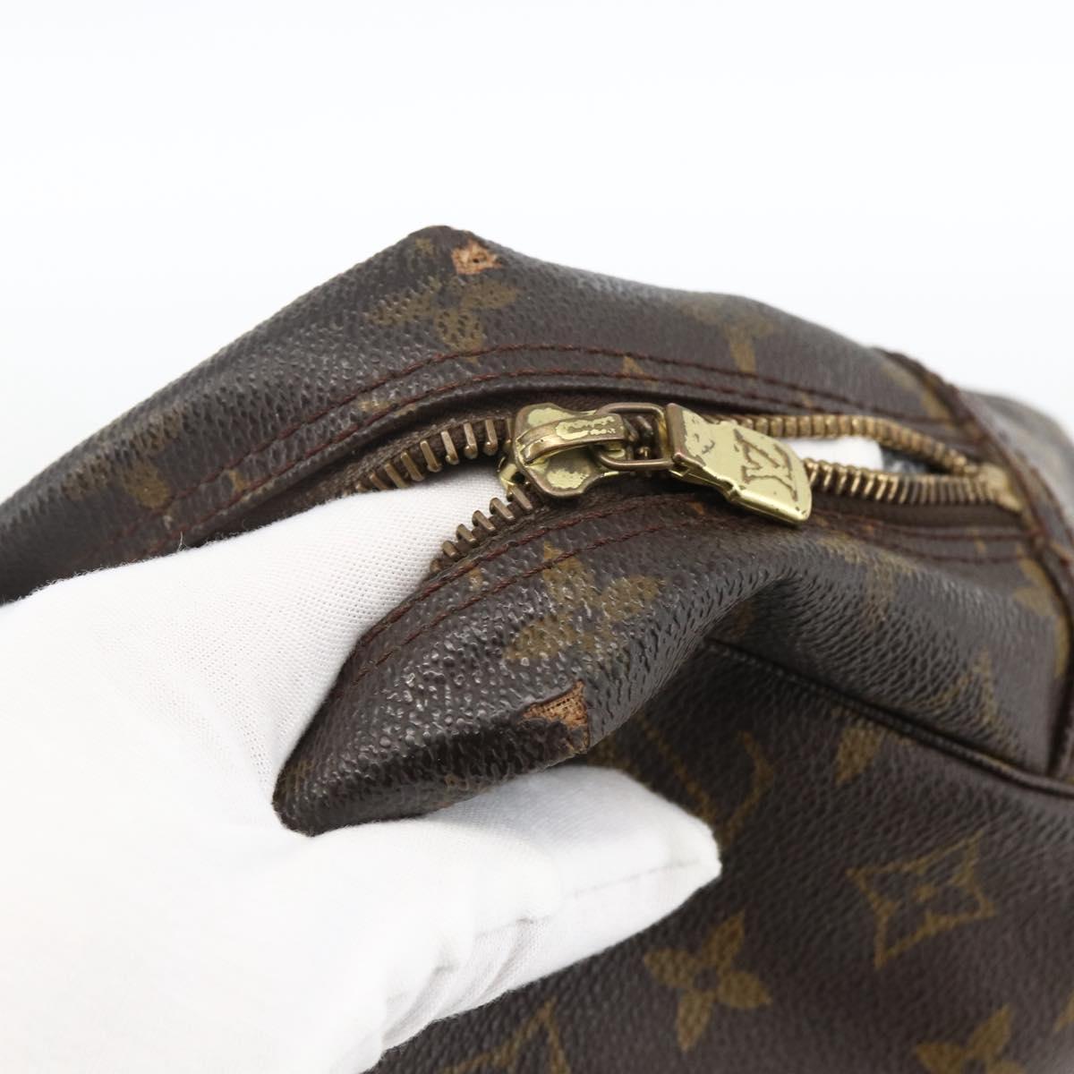 LOUIS VUITTON Monogram Trousse Toilette 28 Clutch Bag M47522 LV Auth LNZ402