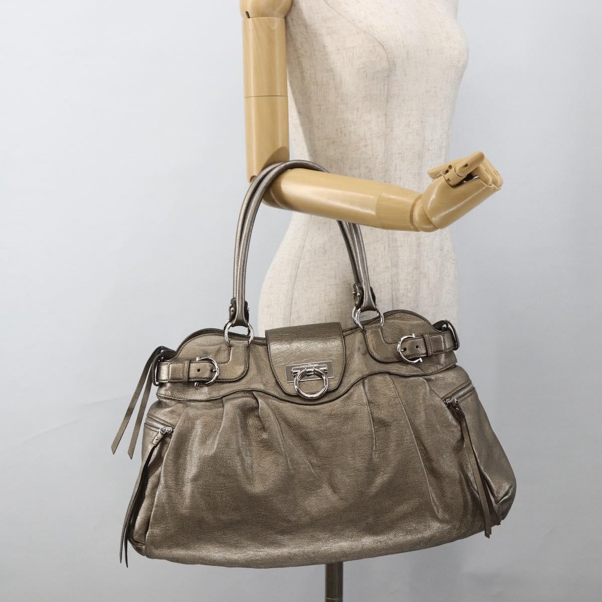 Salvatore Ferragamo Gancini Hand Bag Leather White Silver Auth LNZ426