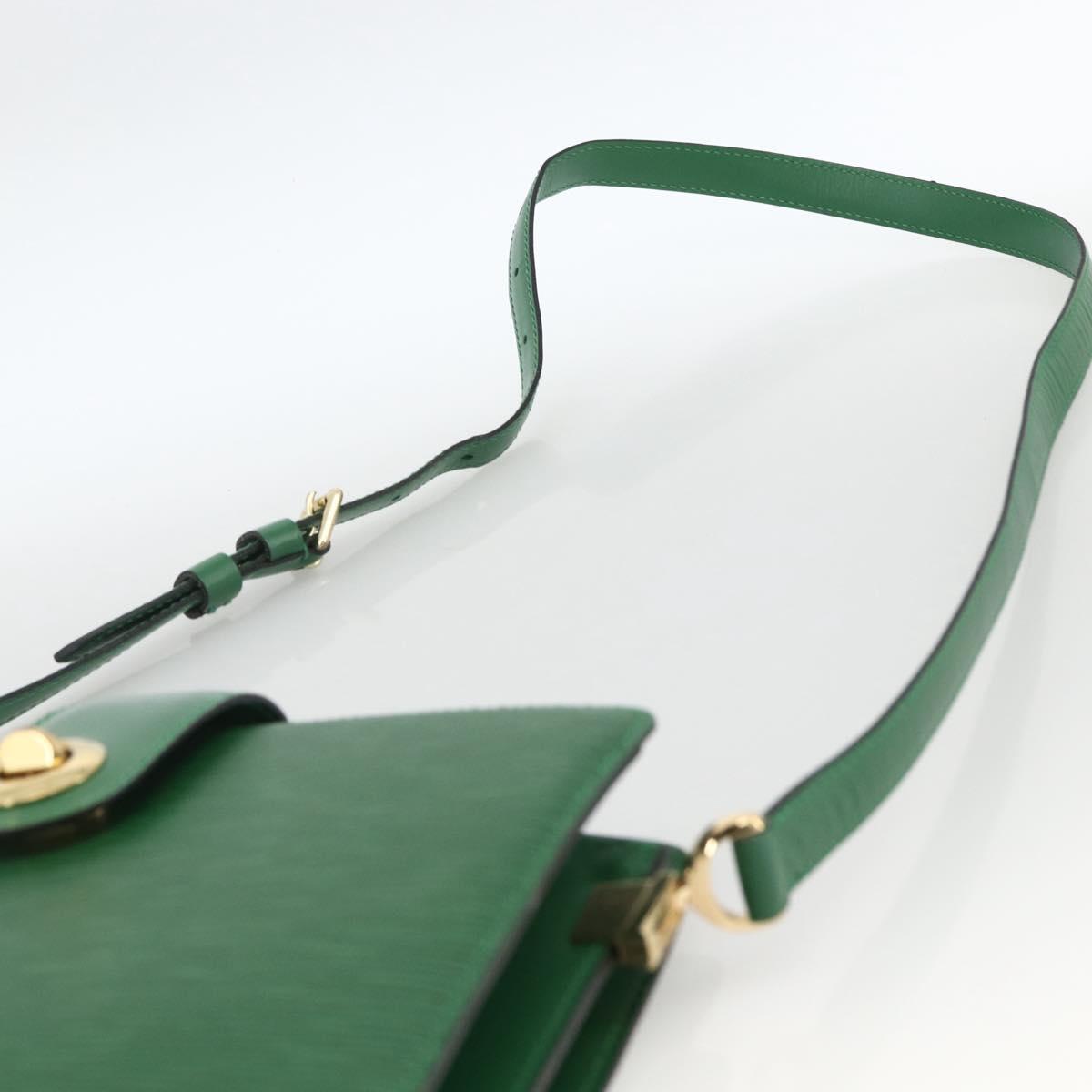 LOUIS VUITTON Epi Capuchin Shoulder Bag Green M52344 LV Auth LNZ522