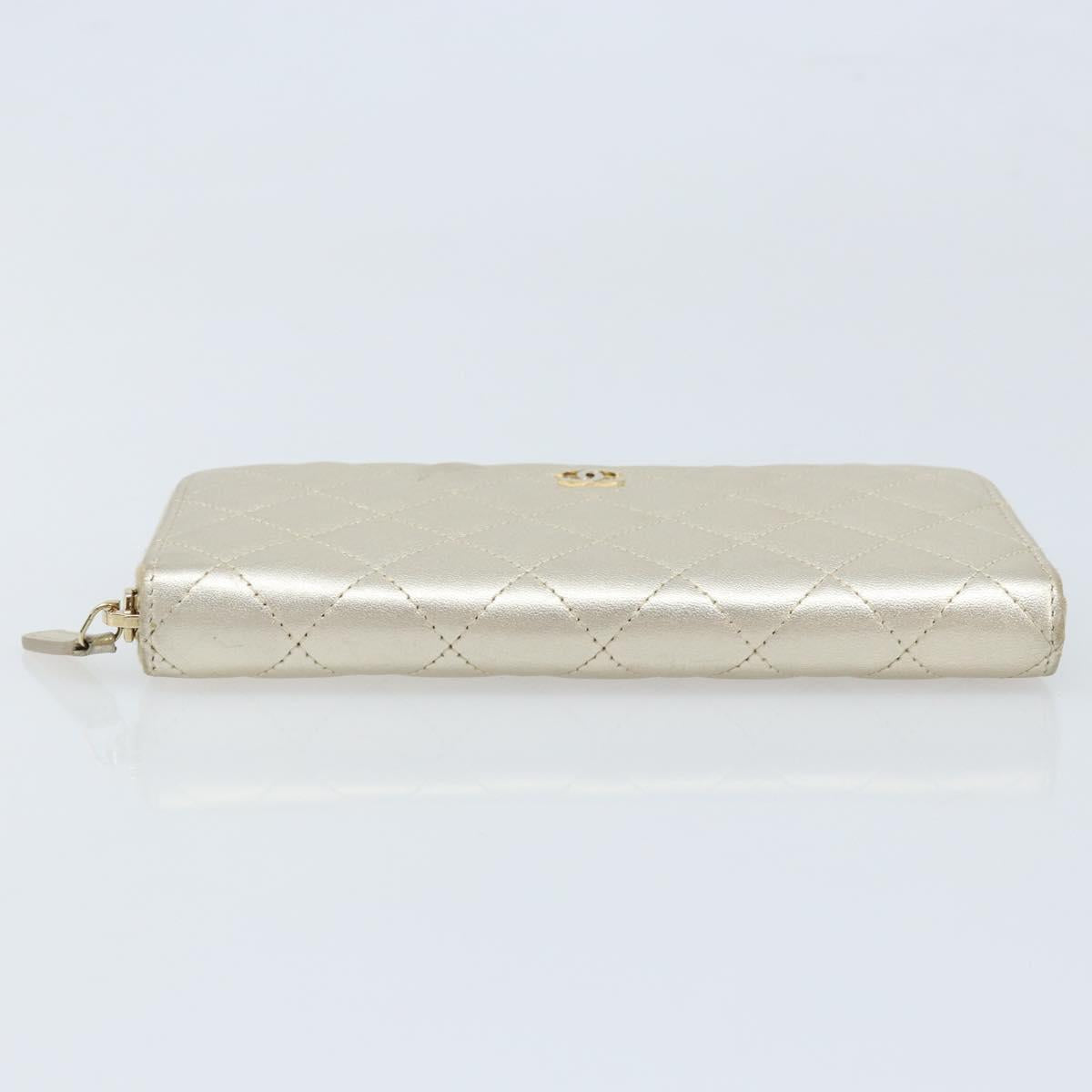 CHANEL Matelasse Long Wallet Lamb Skin Gold Tone CC Auth LNZ571V
