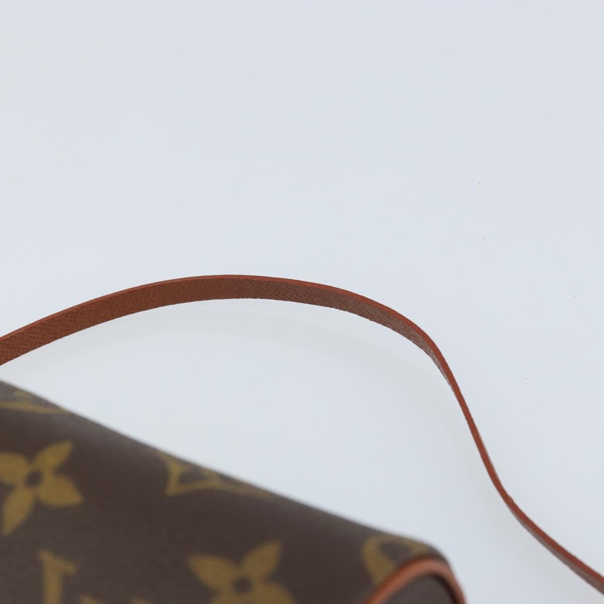 LOUIS VUITTON Monogram Papillon Pouch LV Auth LNZ580