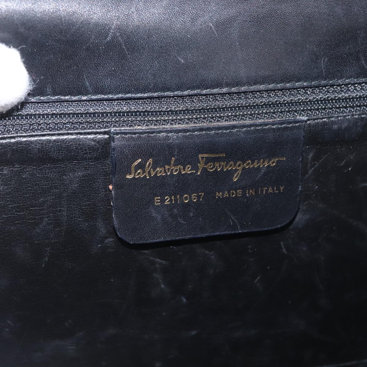 Salvatore Ferragamo Gancini Shoulder Bag Leather Black Gold Auth LNZ598