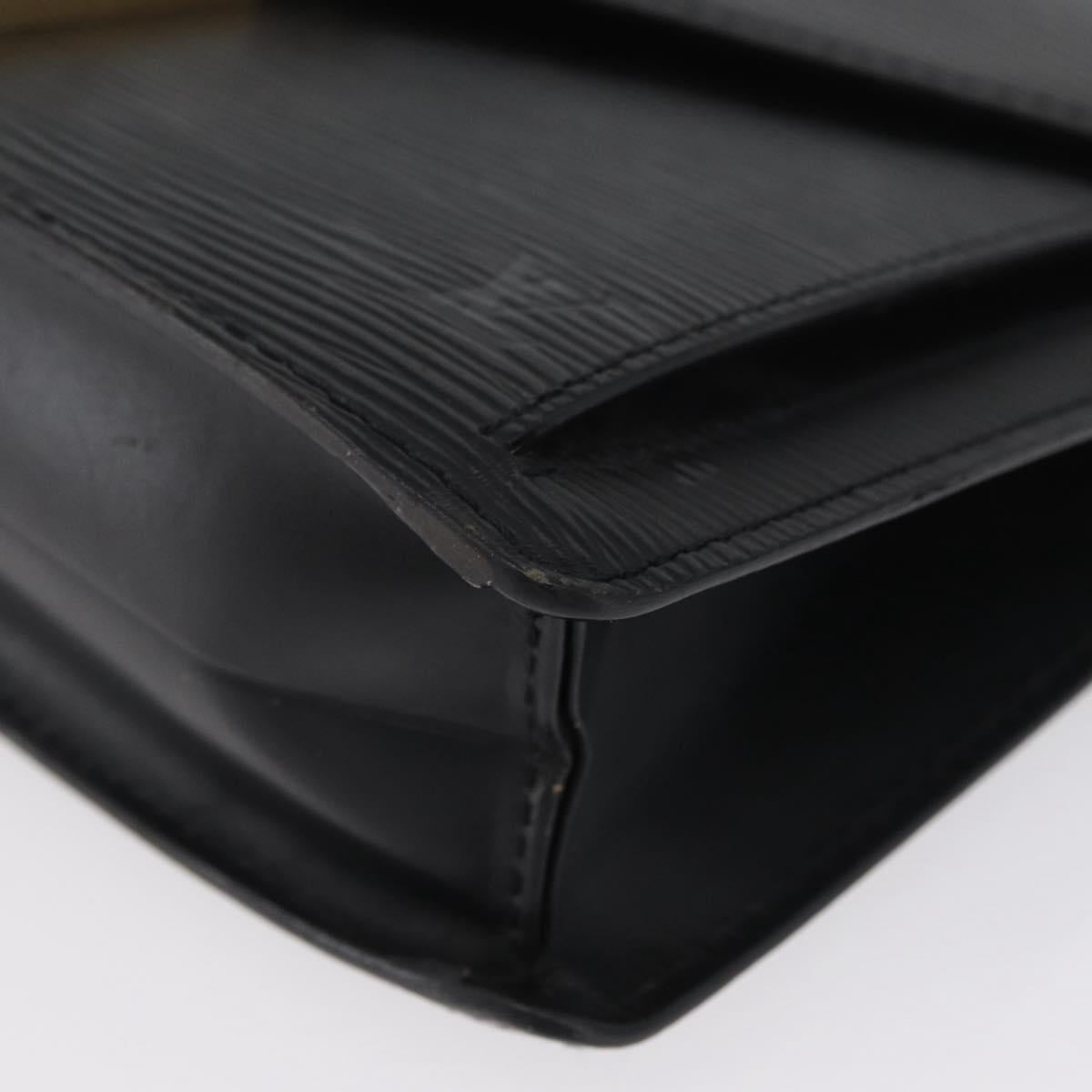 LOUIS VUITTON Epi Serie Dragonne Clutch Bag Black Noir M52612 LV Auth LNZ734