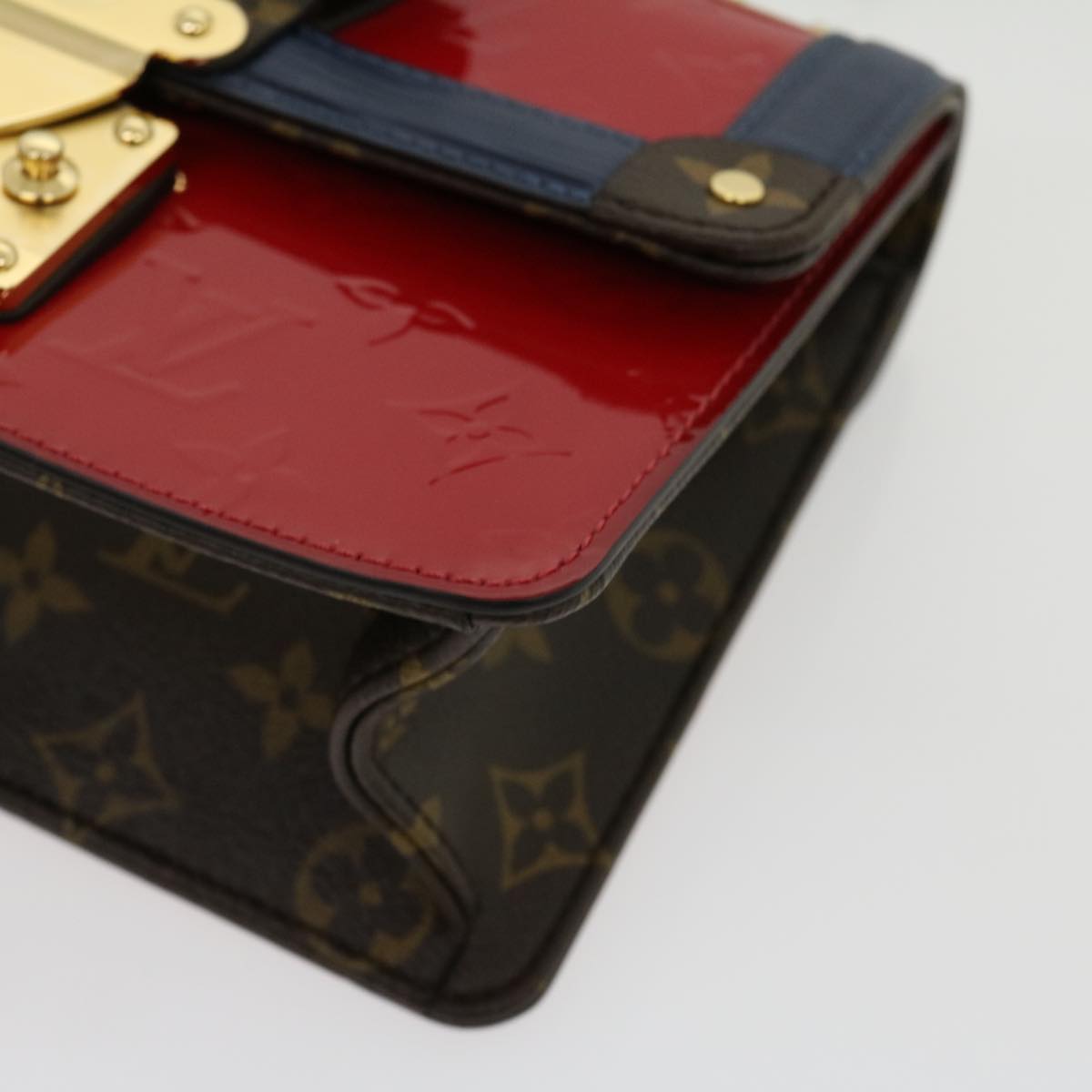 LOUIS VUITTON Vernis Wynwood Shoulder Bag Red scarlet M90517 LV Auth lt554SM