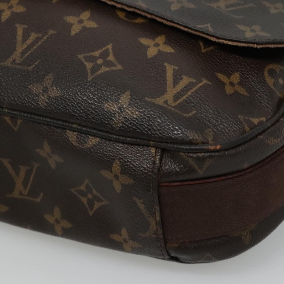 LOUIS VUITTON Monogram Messenger MM Beaubourg Shoulder Bag M97038 LV Auth mr1109