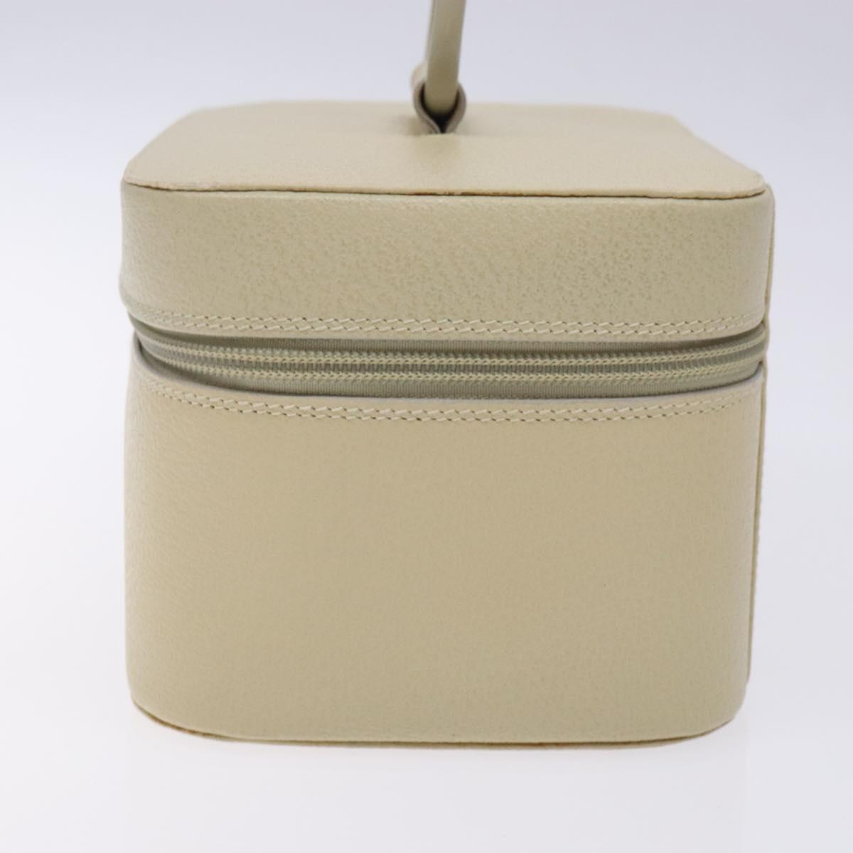 GUCCI Vanity Pouch Leather Beige Silver 039 2020 0710 Auth mr1466