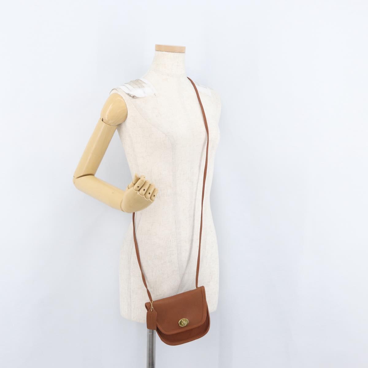 Coach Turn Lock Shoulder Bag Leather Brown Gold Auth mr1507
