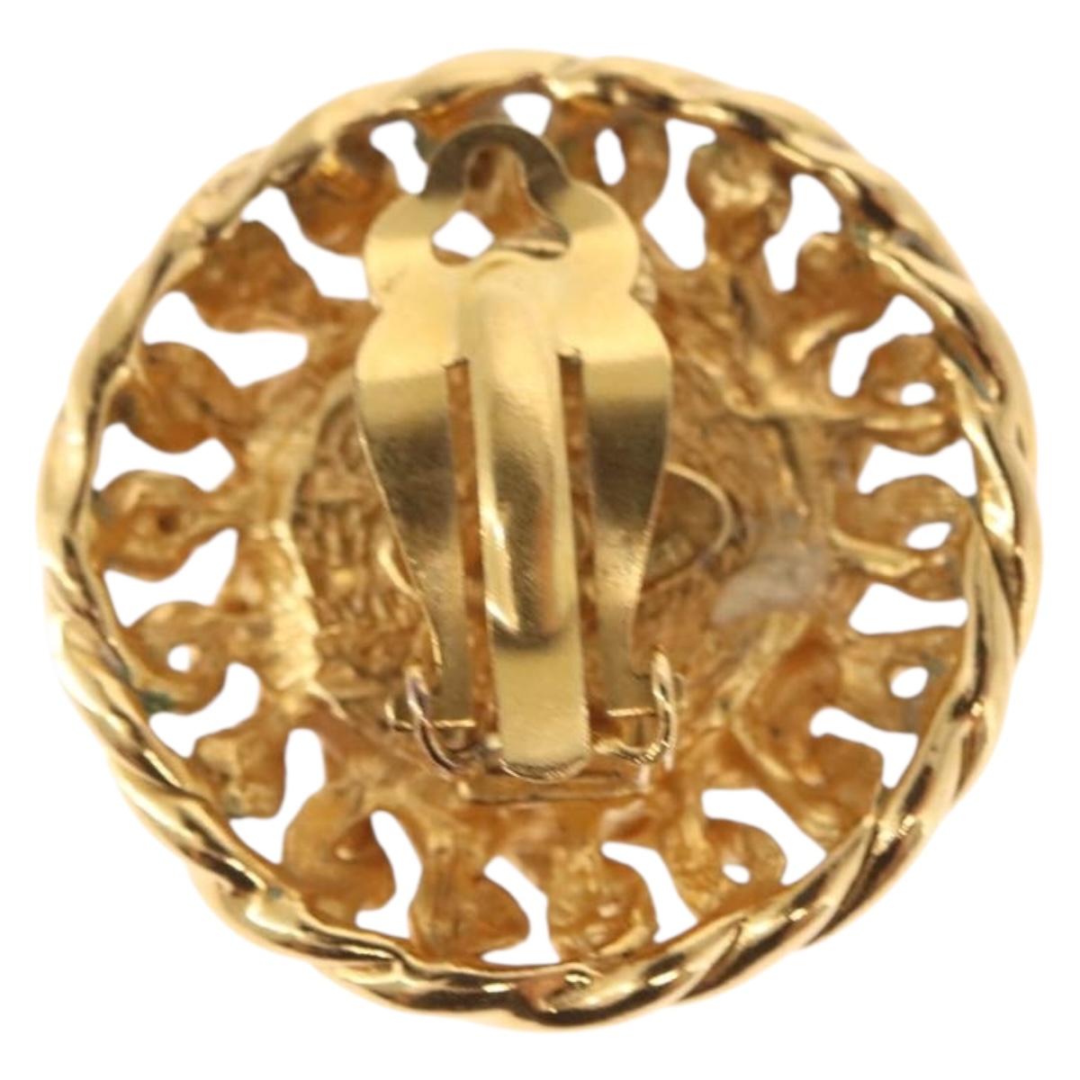 CHANEL Pearl Earring metal Gold CC Auth mr1579