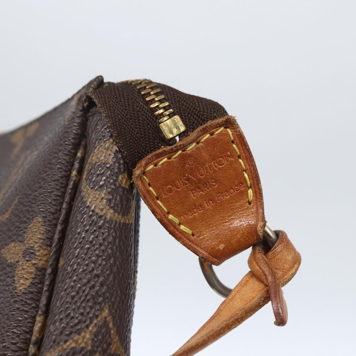 LOUIS VUITTON Monogram Pochette Accessoires Pouch M51980 LV Auth mr1809