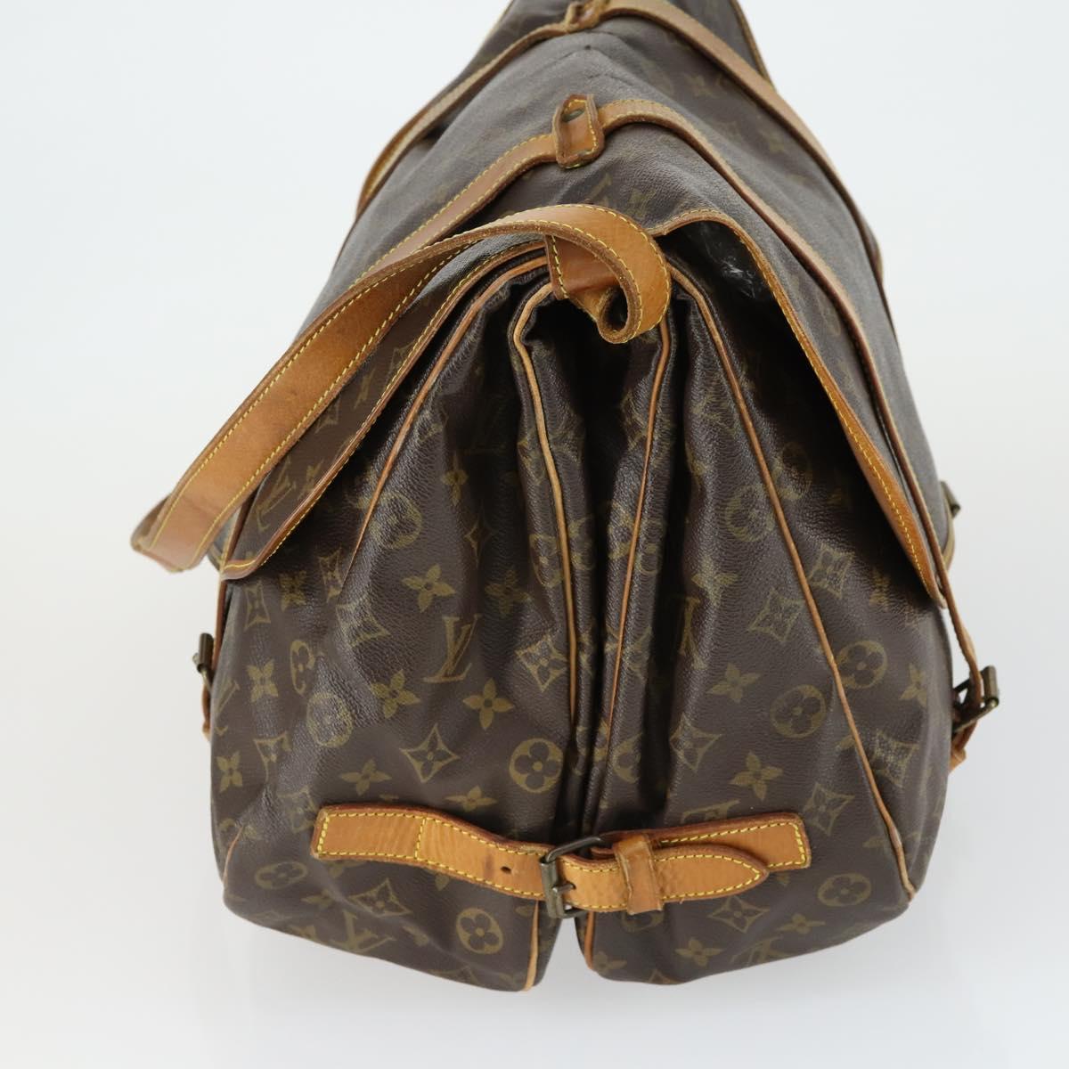 LOUIS VUITTON Monogram Saumur 43 Shoulder Bag M42252 LV Auth mr1947